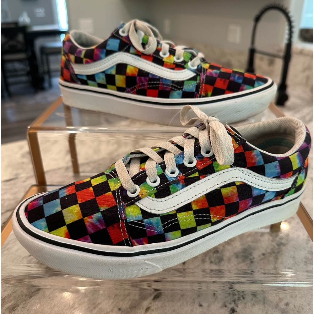 VANS Rainbow/tie dye checkerboard lace up sneakers women’s size 7/men’s …